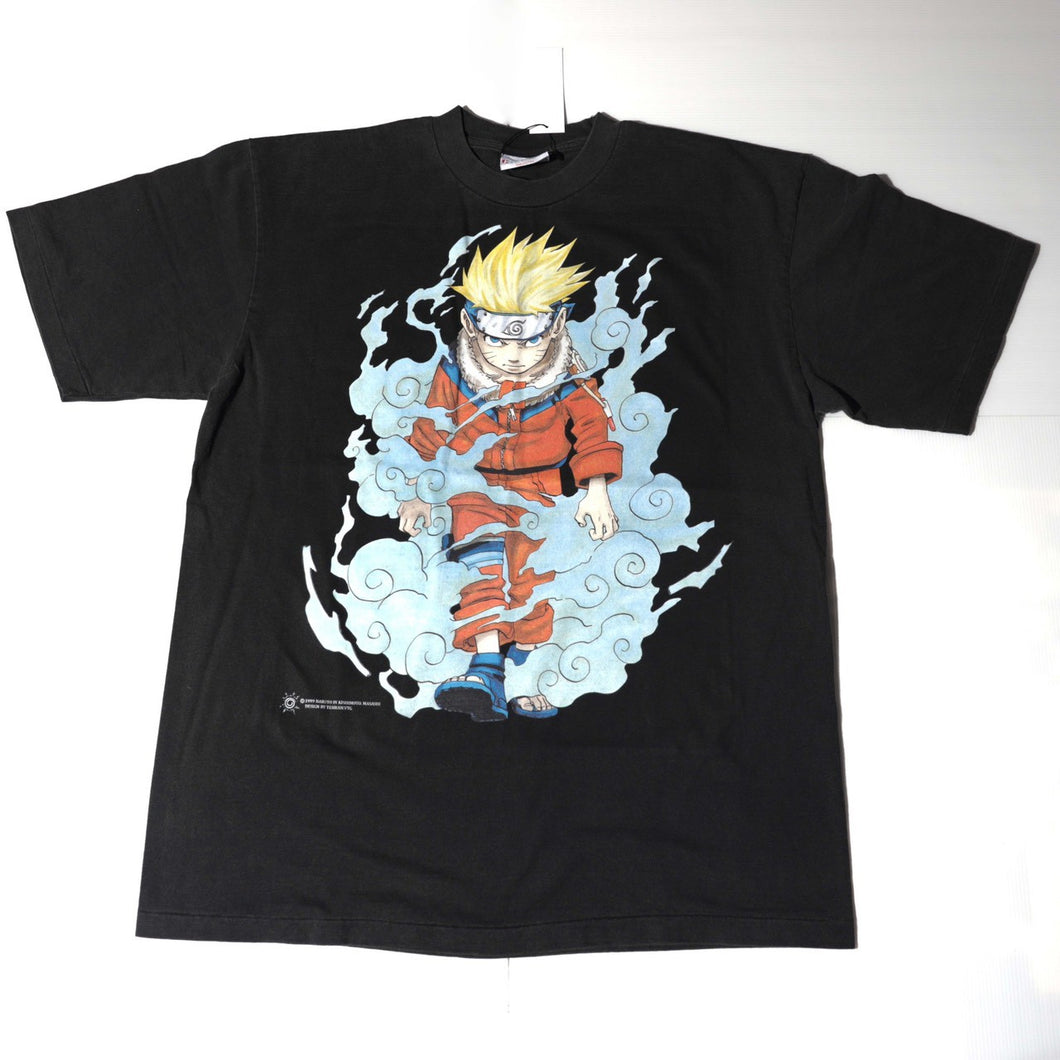 Round neck anime t-shirt Naruto.